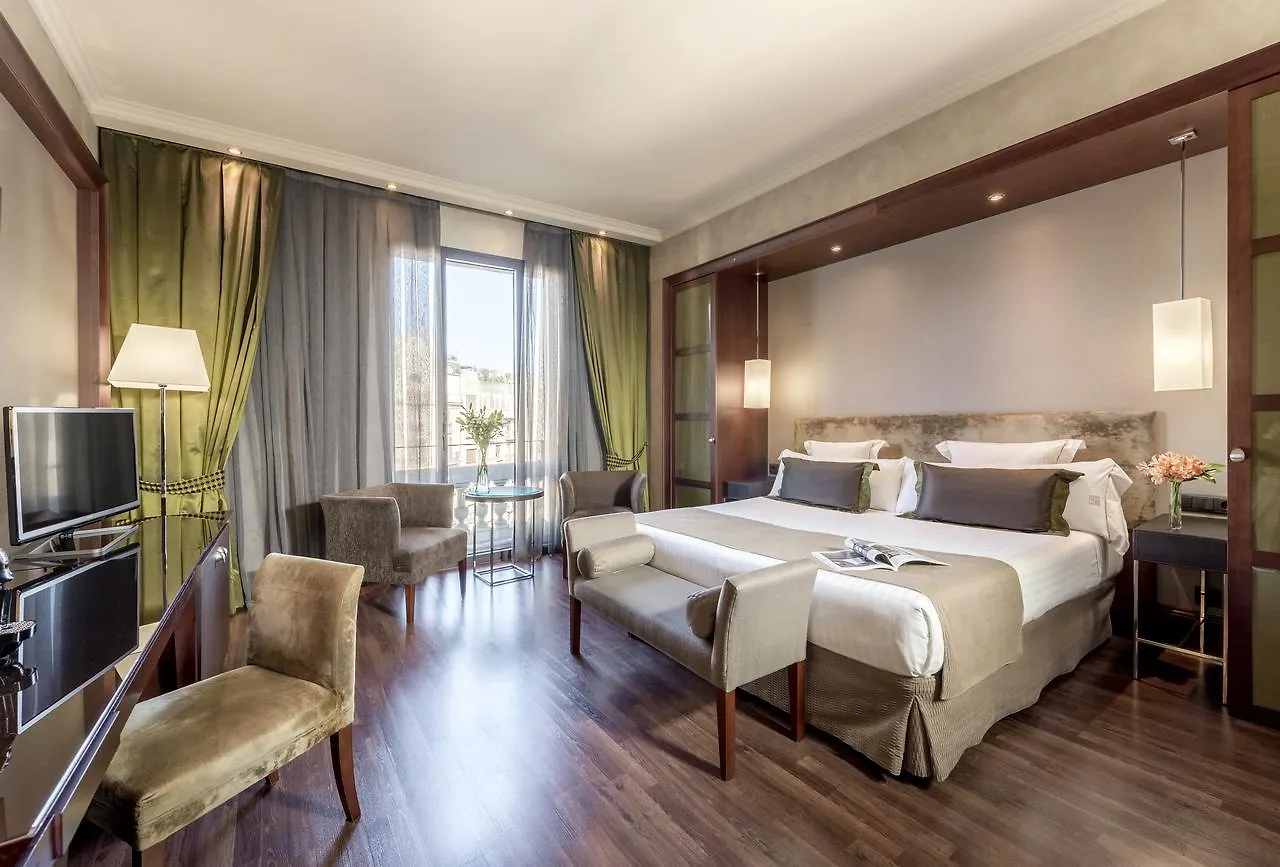 Hotel Barcelona Center 4*,